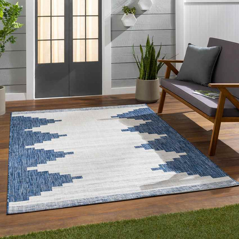 Wolfheze Global Navy Area Rug