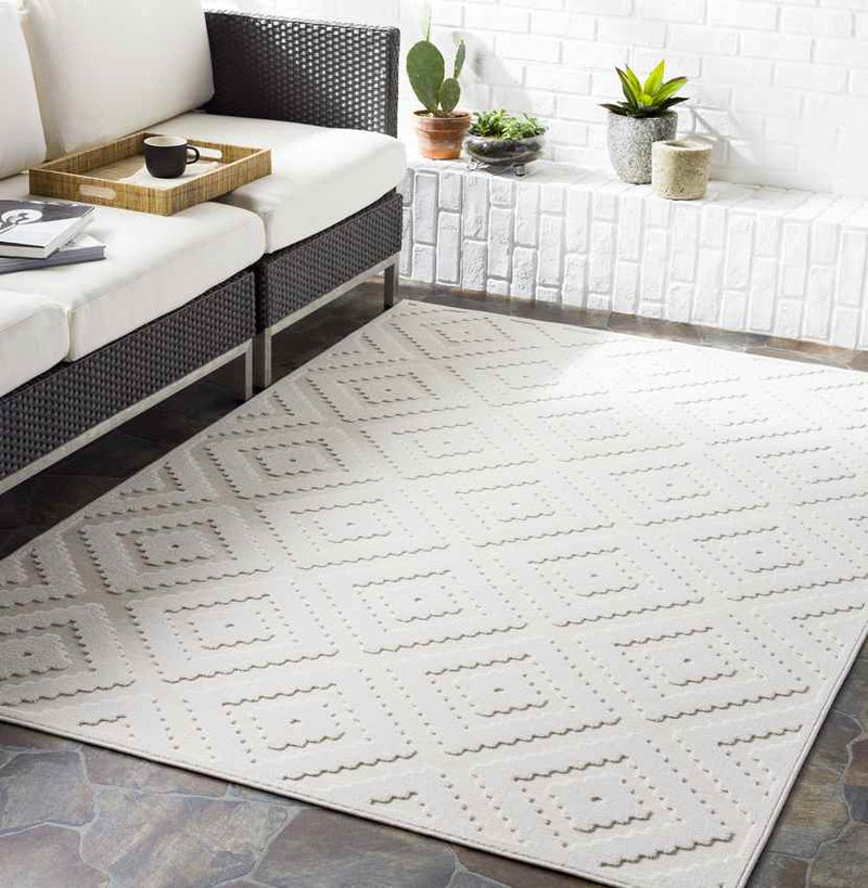 Spronk Traditional Cream Area Rug