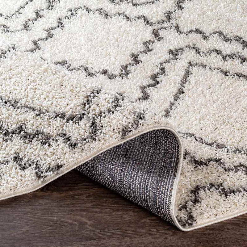 Groessen Global Cream Area Rug