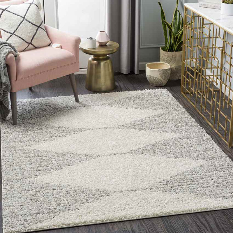 Haarlo Global Cream Area Rug