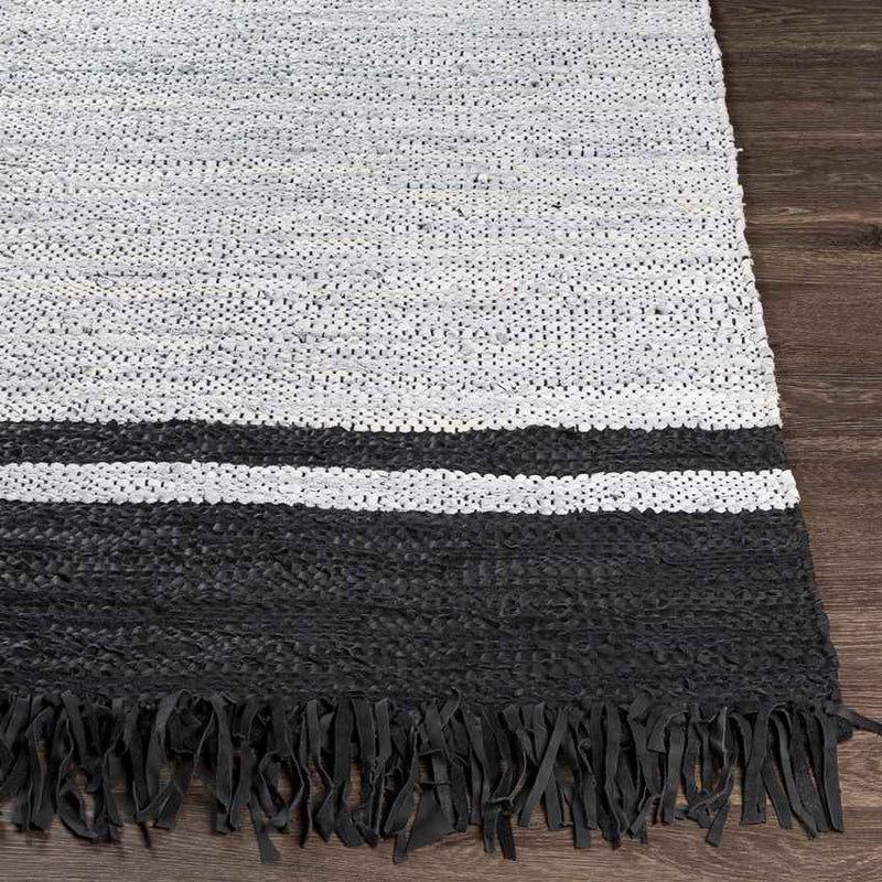 Pelikaan Rustic Black Area Rug