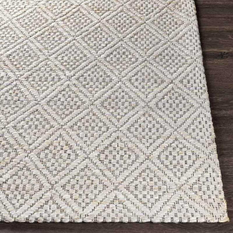 Ewer Modern White Area Rug