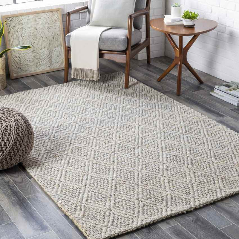 Ewer Modern White Area Rug