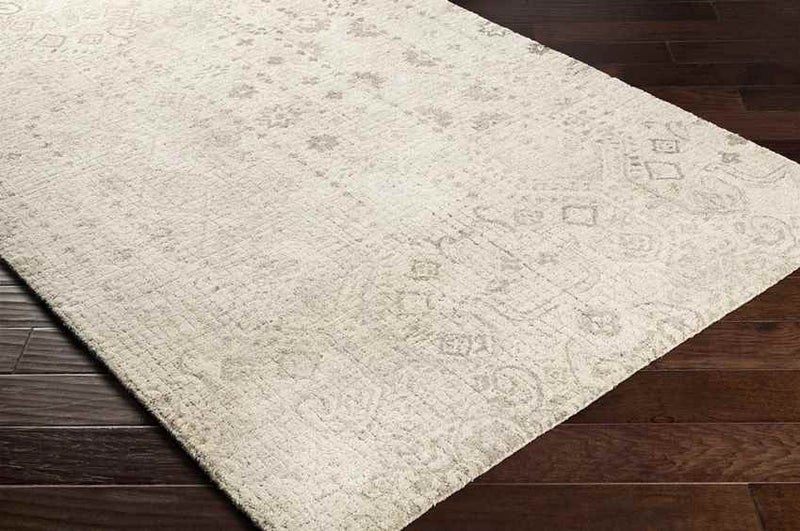 Lula Traditional Beige Area Rug