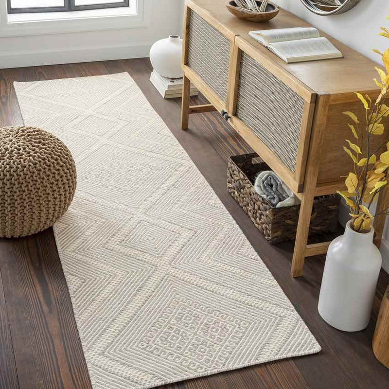 Southern View Global Cream Area Rug