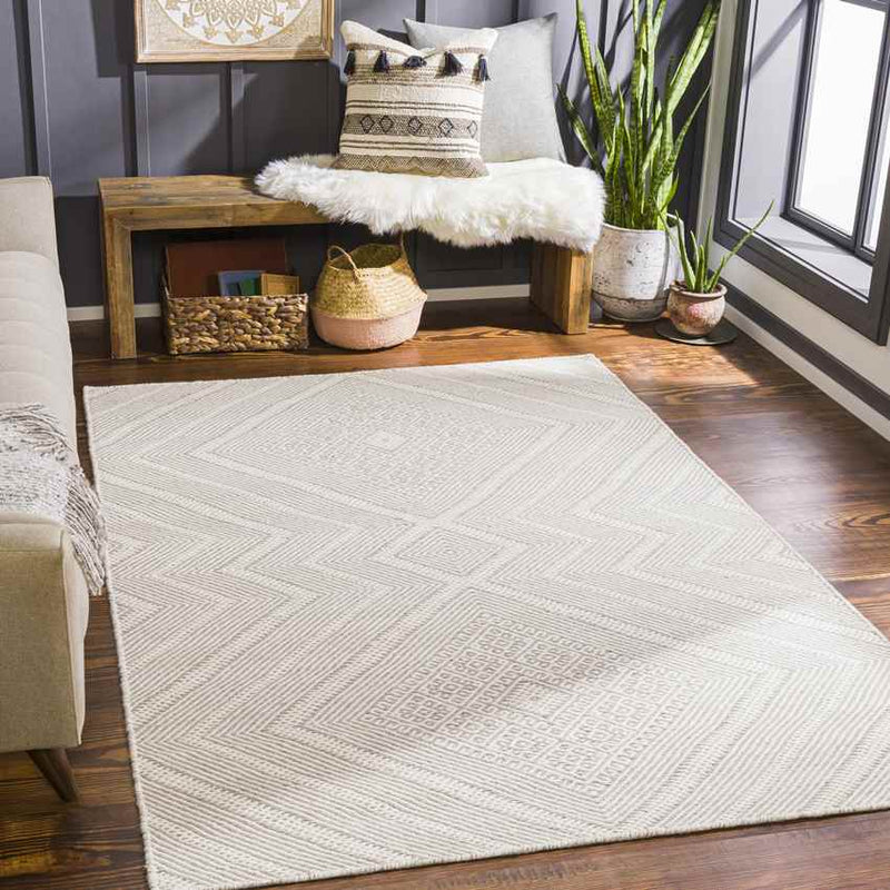 Southern View Global Cream Area Rug