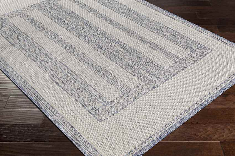 Iowa Falls Global Light Gray Area Rug