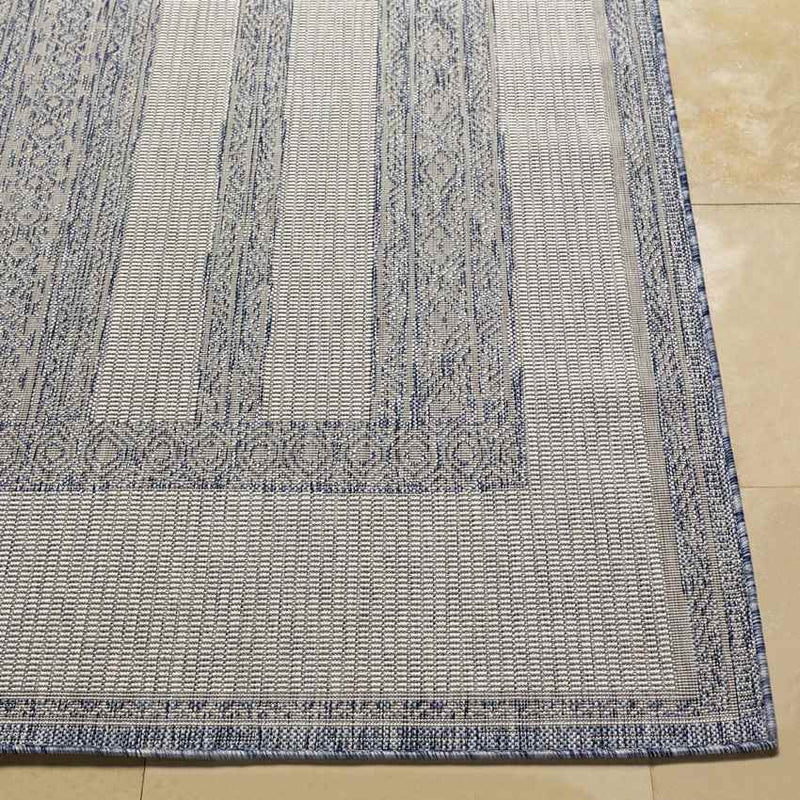 Iowa Falls Global Light Gray Area Rug