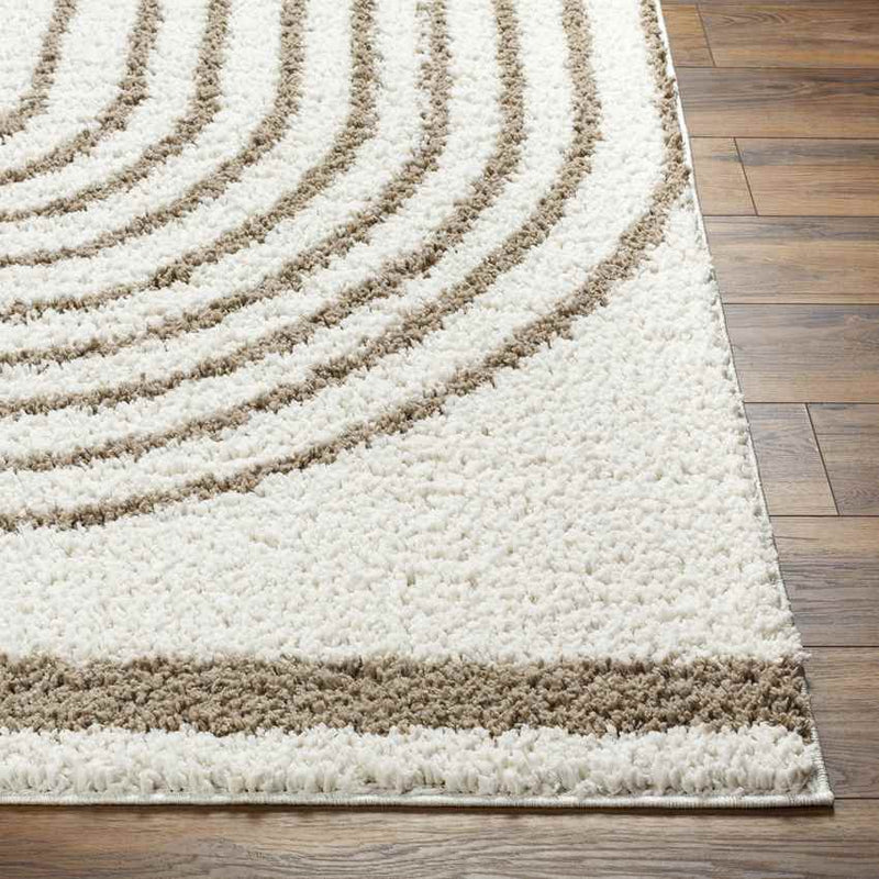 Dainelle Global Cream Area Rug