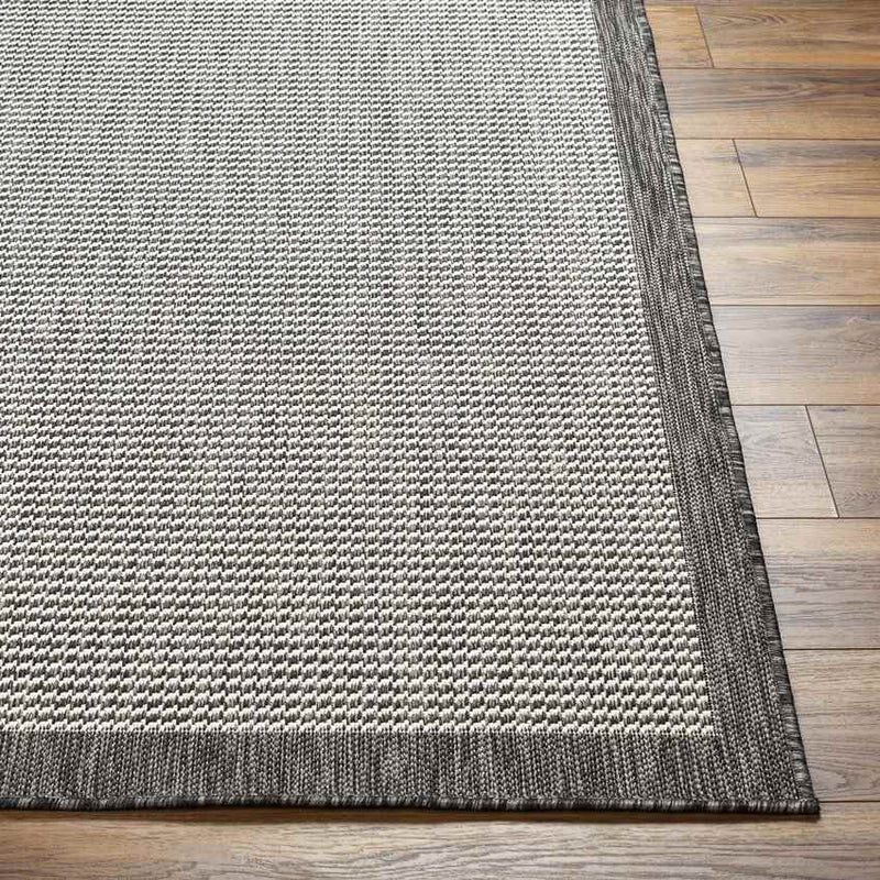 Camillia Modern Black/Ivory Area Rug