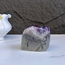 Amethyst geode with Agate formations