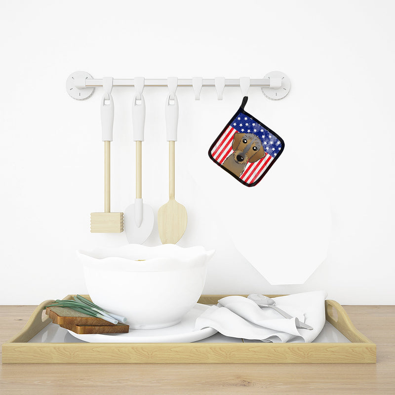 American Flag and Wirehaired Dachshund Pot Holders - Set of 2 - Heat-Resistant Kitchen Essentials BB2163PTHD