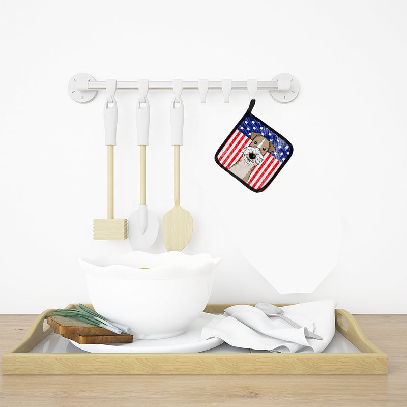 American Flag and Wire Haired Fox Terrier Pot Holders - Set of 2 - Heat-Resistant Kitchen Essentials BB2177PTHD