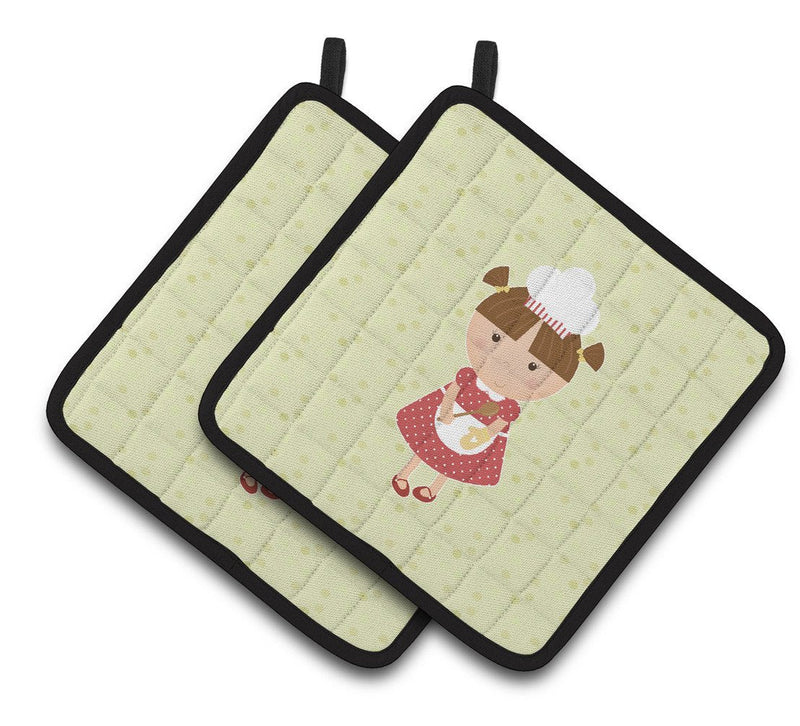 Brunette Baker on Green Pair of Pot Holders BB7307PTHD