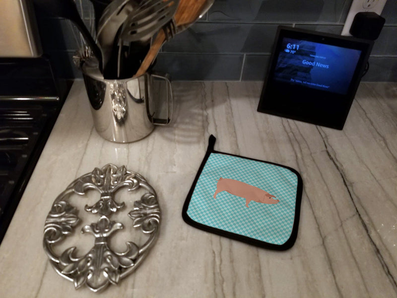 American Landrace Pig Blue Check Pot Holders - Set of 2 - Heat-Resistant Kitchen Essentials BB8106PTHD