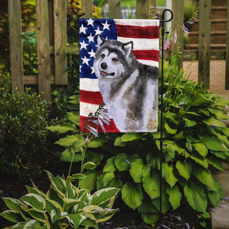 Alaskan Malamute Patriotic Flag Garden Size BB9638GF