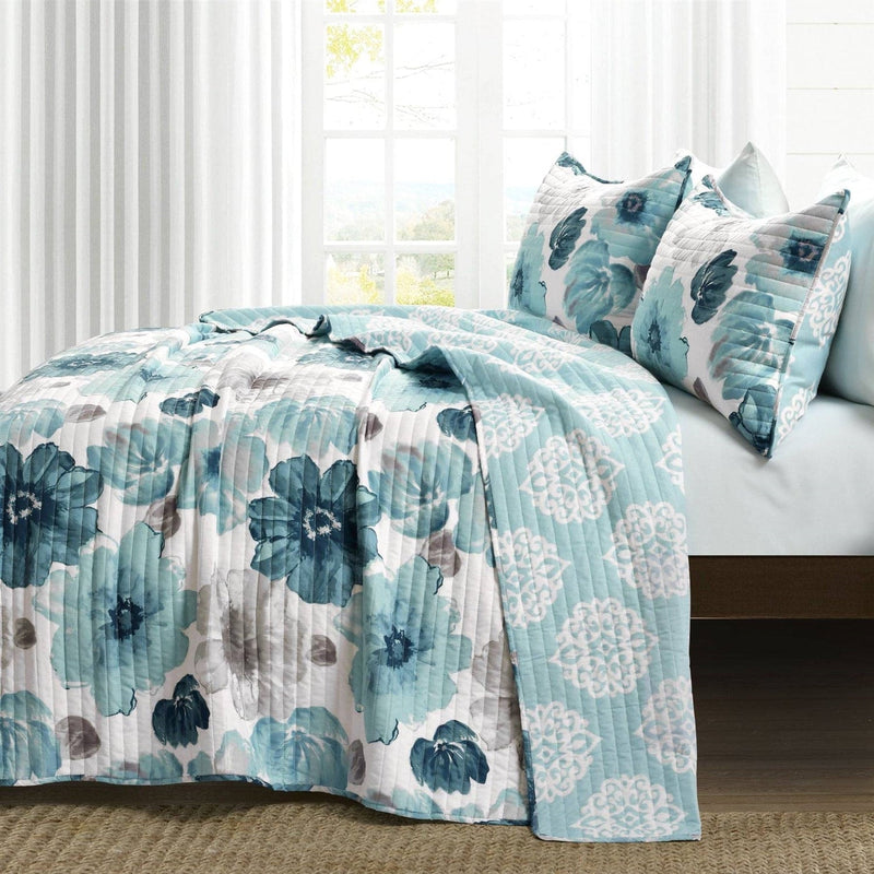 Full/Queen Blue Grey Flowers Lightweight Polyester Microfiber Quilt Set, photo 2 of 5