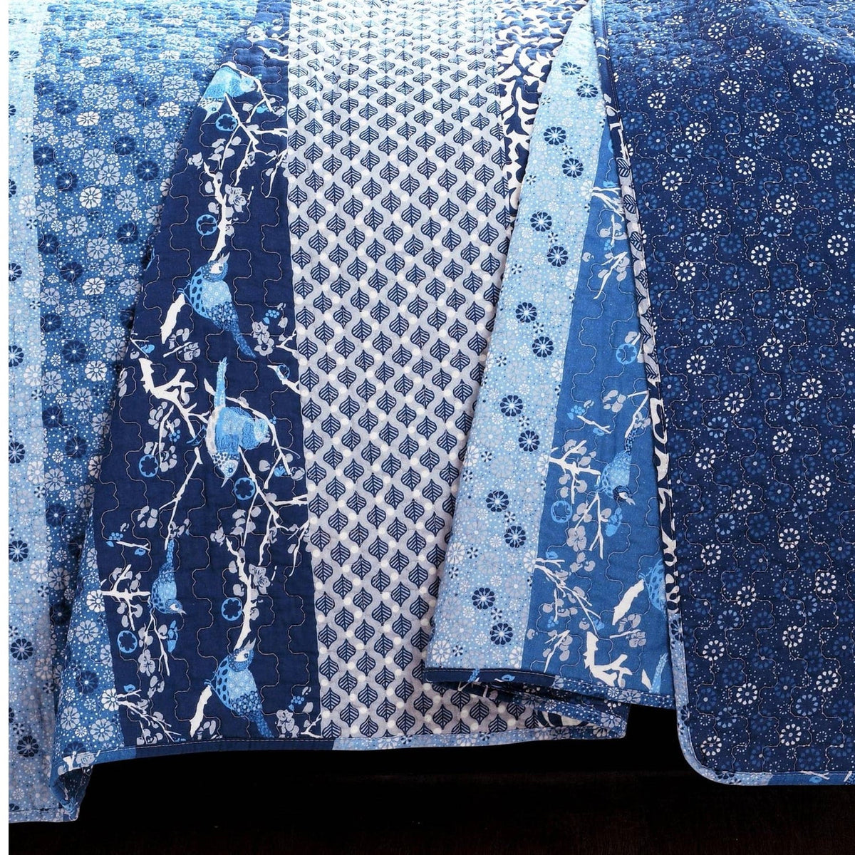 King Size Blues Boho Reversible Lightweight Quilt Set, photo 2 of 4