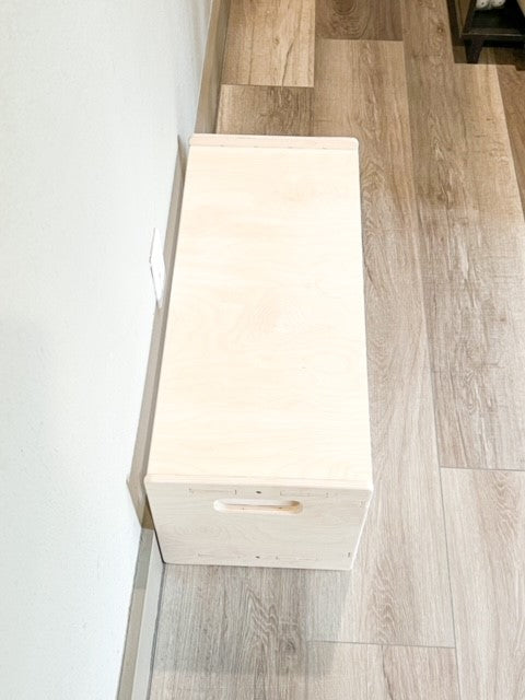 Benny- Toddler Shoe Bench, photo 5 of 8