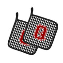 Letter Q Monogram - Houndstooth Black Pot Holder Set of 2 Heat Resistant Quilted Hot Pads 7.5 x 7.5 Inch, Insulated Kitchen Trivets for Cooking & Baking