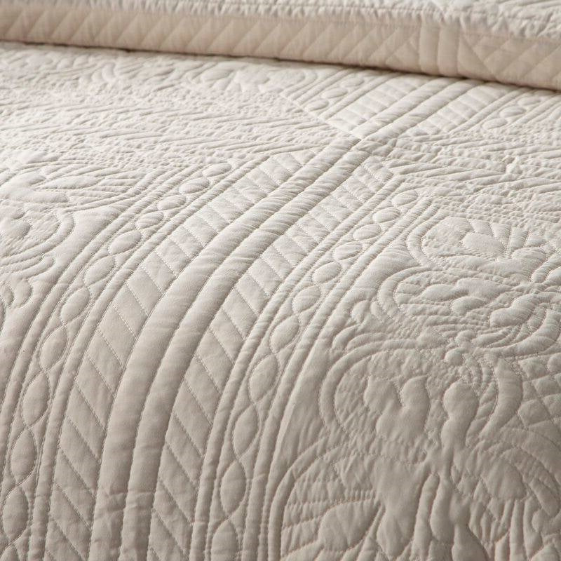 King Size 3 Piece Reversible Scalloped Edges Microfiber Quilt Set in Cream, photo 4 of 4