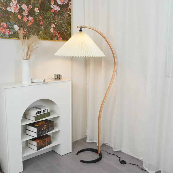 Caprani Wood Floor Lamp, photo 2 of 28