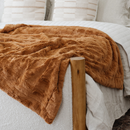 PATTERNED FAUX FUR XL THROW BLANKETS by Saranoni