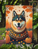 Akita Fall Garden Flag – Dog Surrounded by Pumpkins & Autumn Leaves