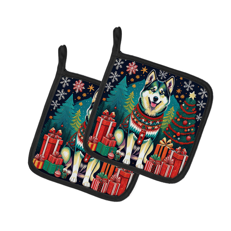 Alaskan Malamute Christmas Pair of Pot Holders