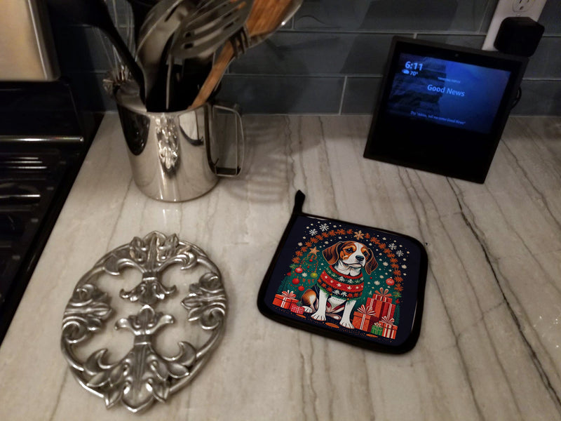 Beagle Christmas Pot Holders - Set of 2 Decorative Kitchen Helpers | Made in the USA