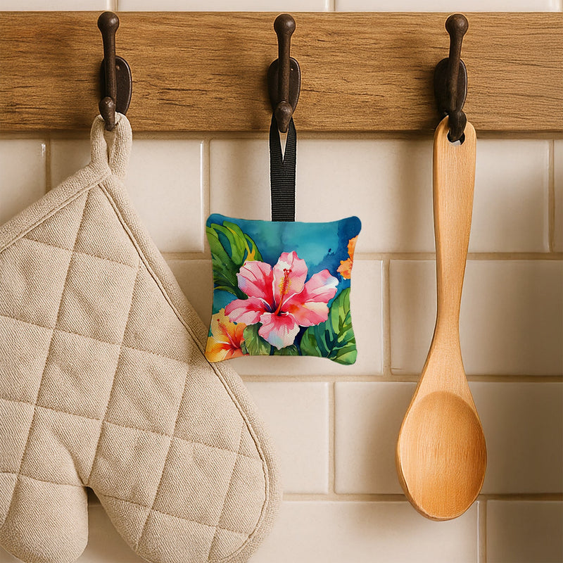 Hawaii Hawaiian Hibiscus in Watercolor Hanging Square Fabric Ornament 3.5 × 3.5