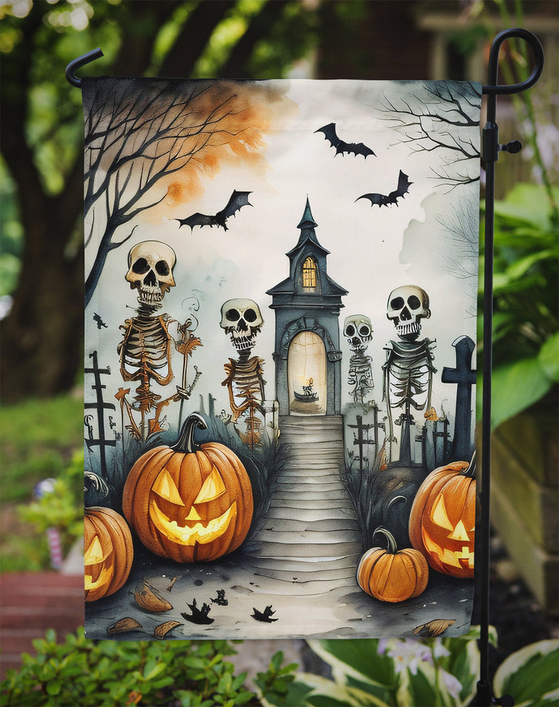 Skeleton Spooky Halloween Garden Flag – Outdoor Decorative Yard Flag