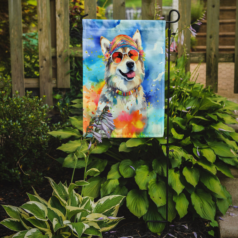 Alaskan Malamute Hippie Dawg Garden Flag – Retro Dog with Sunglasses & Multicolored Background