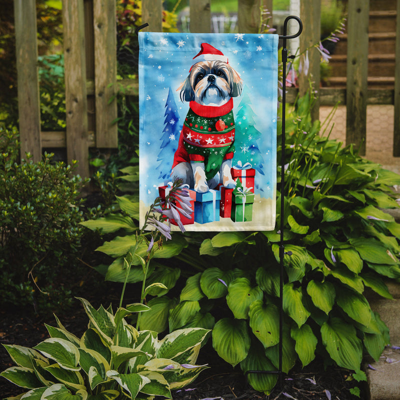 Shih Tzu Christmas Garden Flag – Cozy Dog Holiday Decor with Tree & Presents