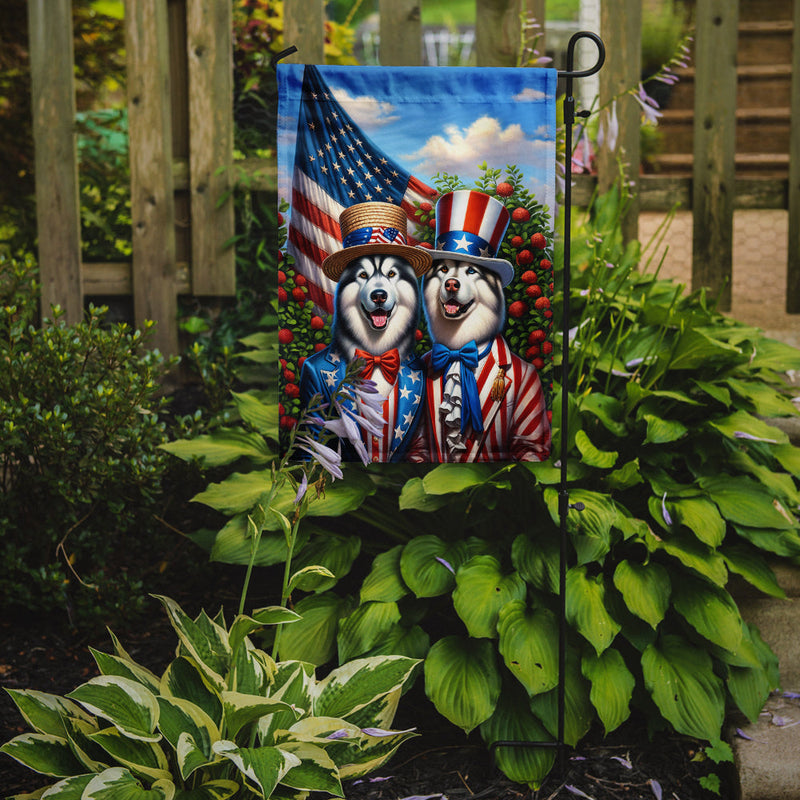 All American Alaskan Malamute Garden Flag –  Dogs with American Flag Background by Caroline’s Treasures