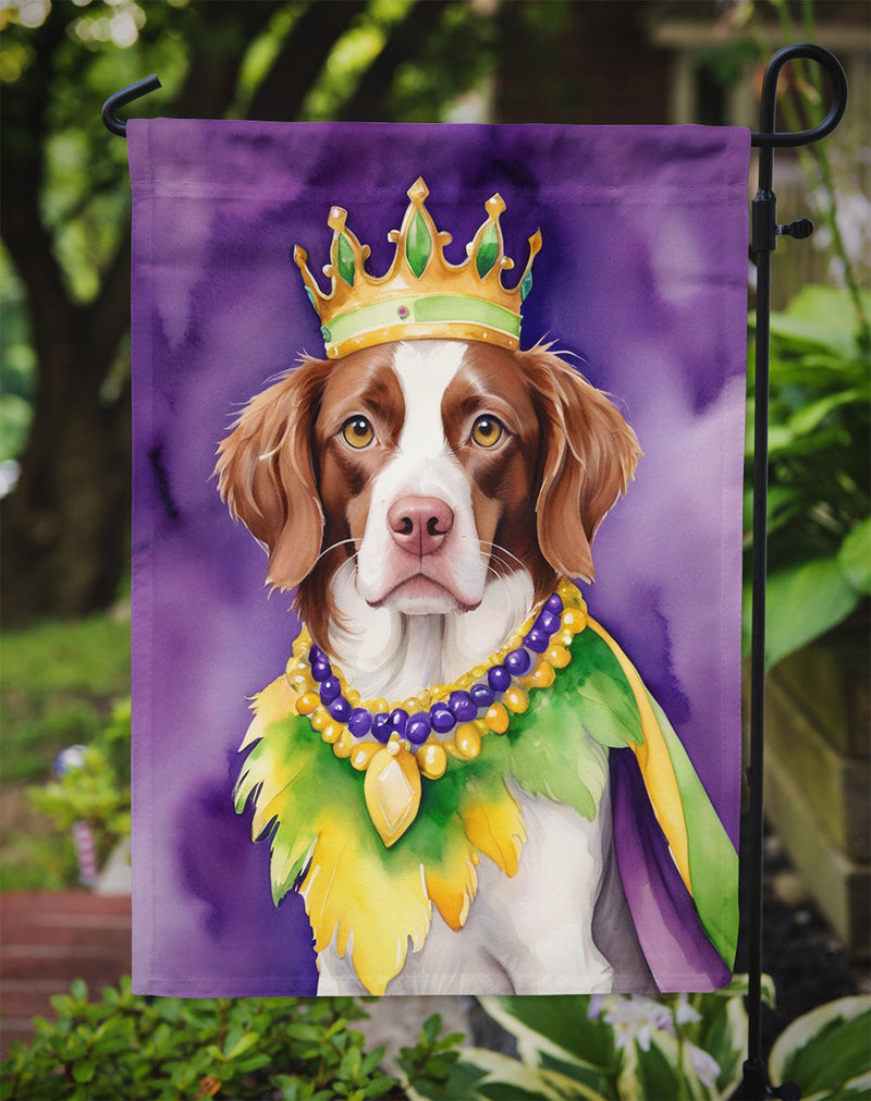 Brittany Spaniel King of Mardi Gras Garden Flag - Vibrant Dog-Themed Yard Decor by Caroline's Treasures
