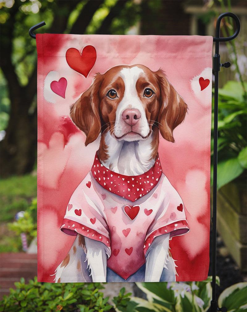 Brittany Spaniel Valentine’s Day Garden Flag – Dog-Themed Heart Yard Decor
