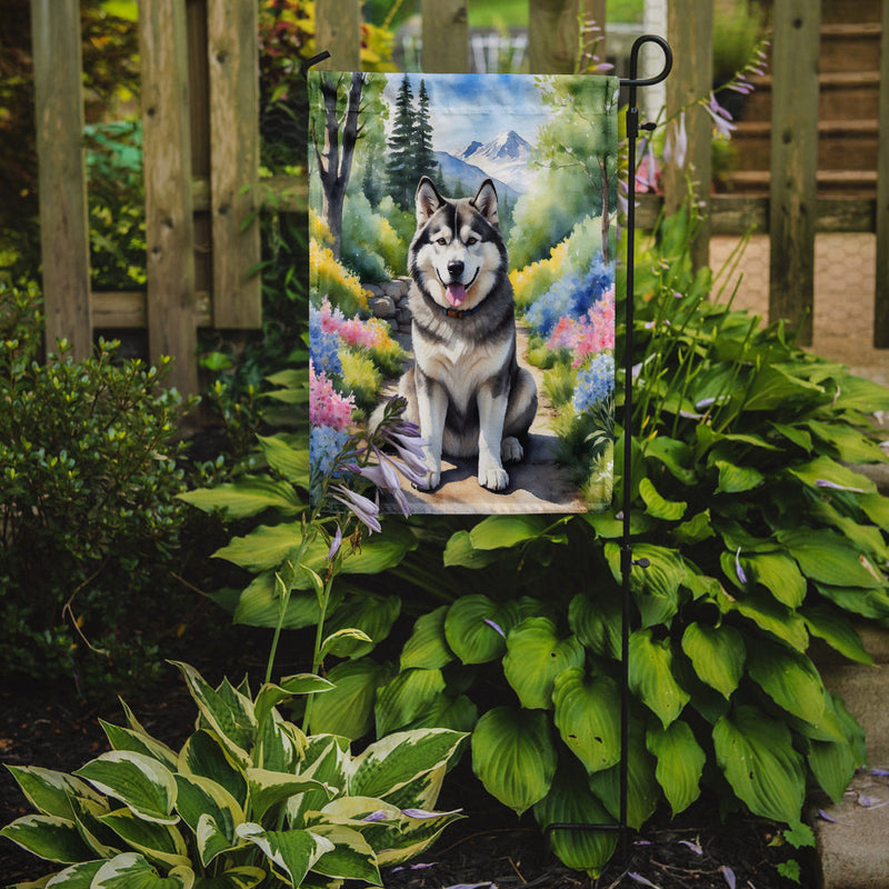 Alaskan Malamute Spring Path Garden Flag  – Dog-Themed Floral Outdoor Decor