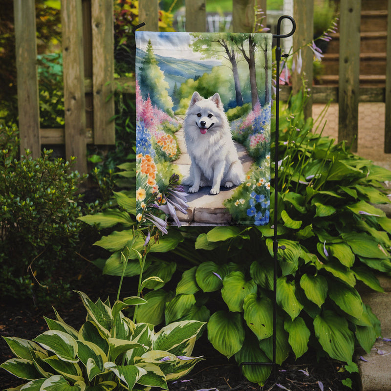 American Eskimo Spring Path Garden Flag  – Dog-Themed Floral Outdoor Decor