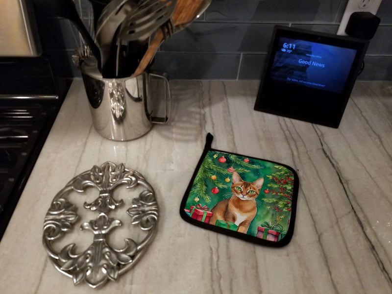 Abyssinian Cat By the Christmas Tree Pot Holders - Set of 2 Decorative Kitchen Helpers | Made in the USA