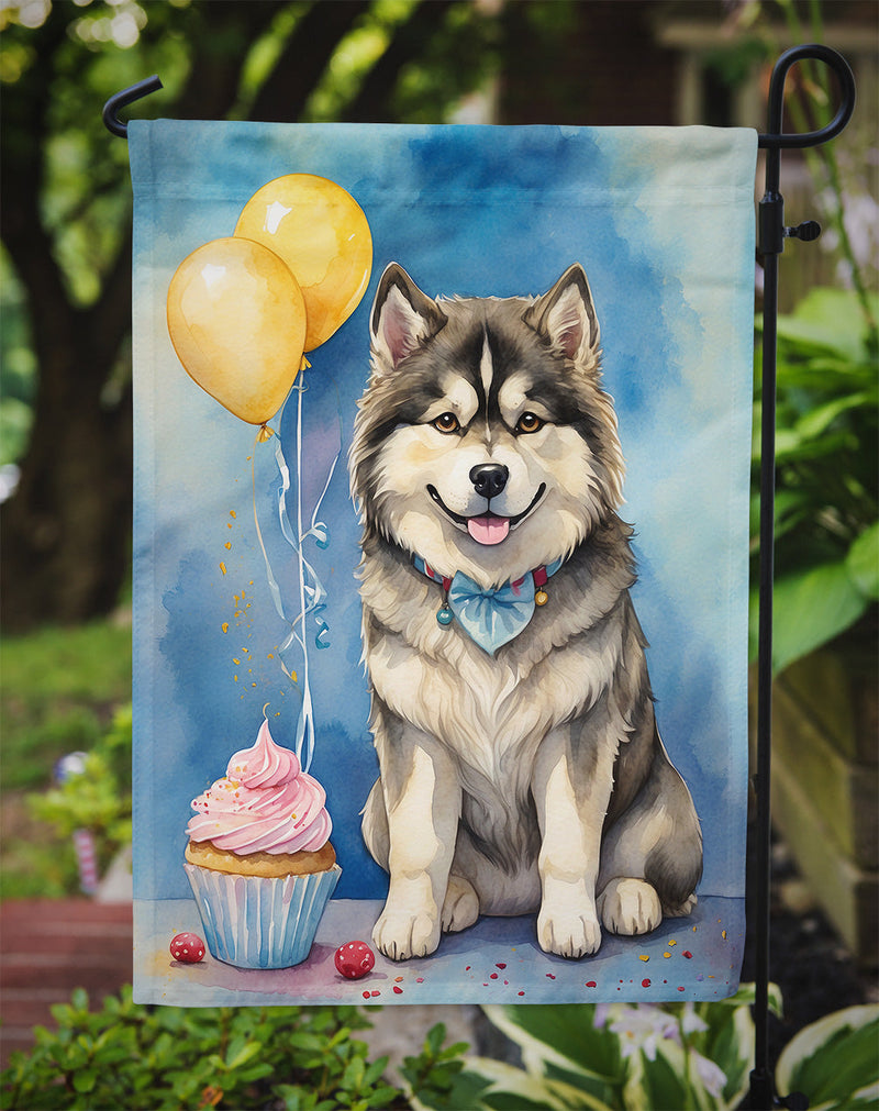 Alaskan Malamute Happy Birthday Garden Flag –  Garden Flag by Caroline's Treasures