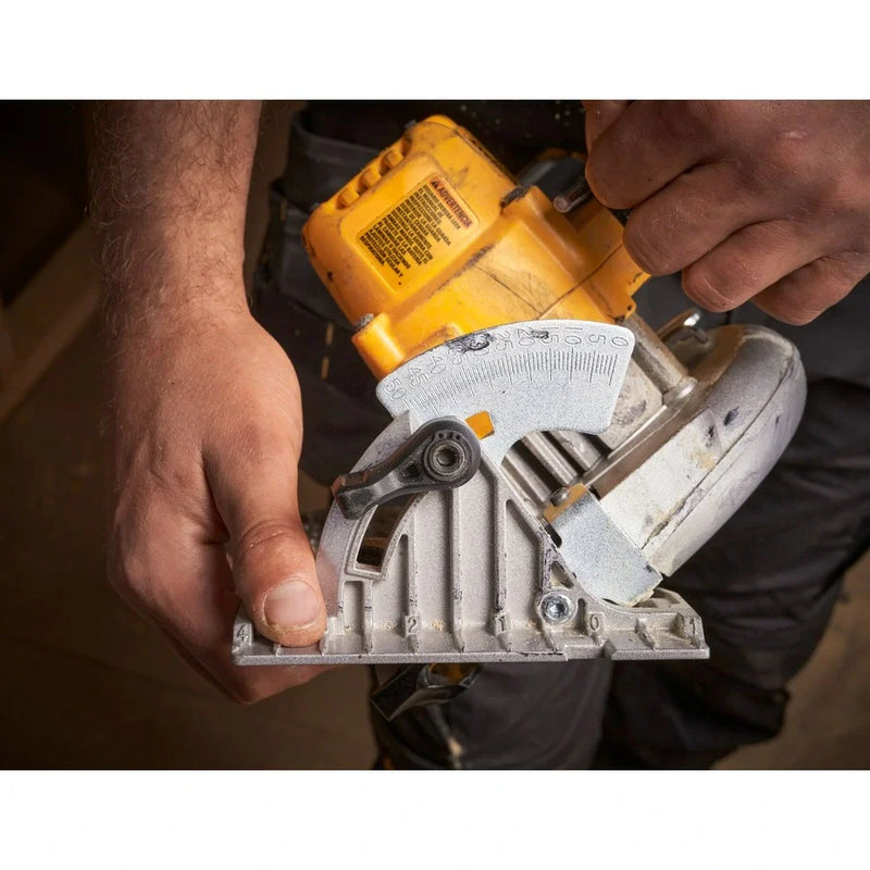 DEWALT DCS565B 20V MAX* XR® 6-1/2 in. Brushless Cordless Circular Saw (Tool Only)