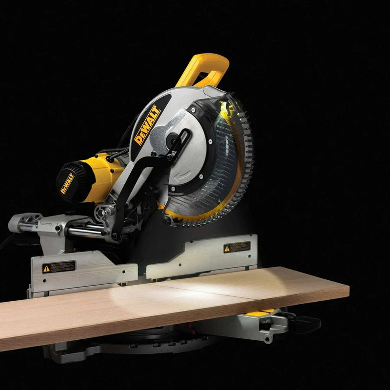 DEWALT DWS779 12 In. Double-Bevel Sliding Compound Miter Saw