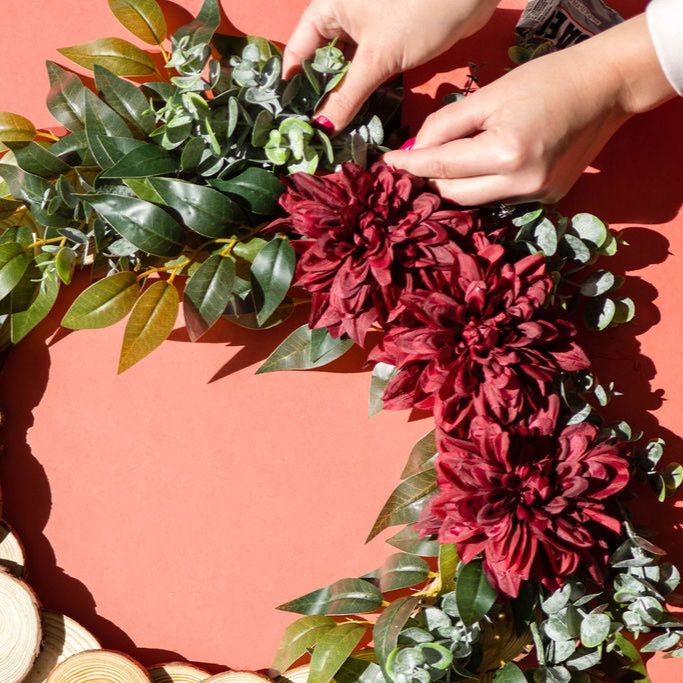 Winter Wood Slice Wreath Kit, photo 6 of 7