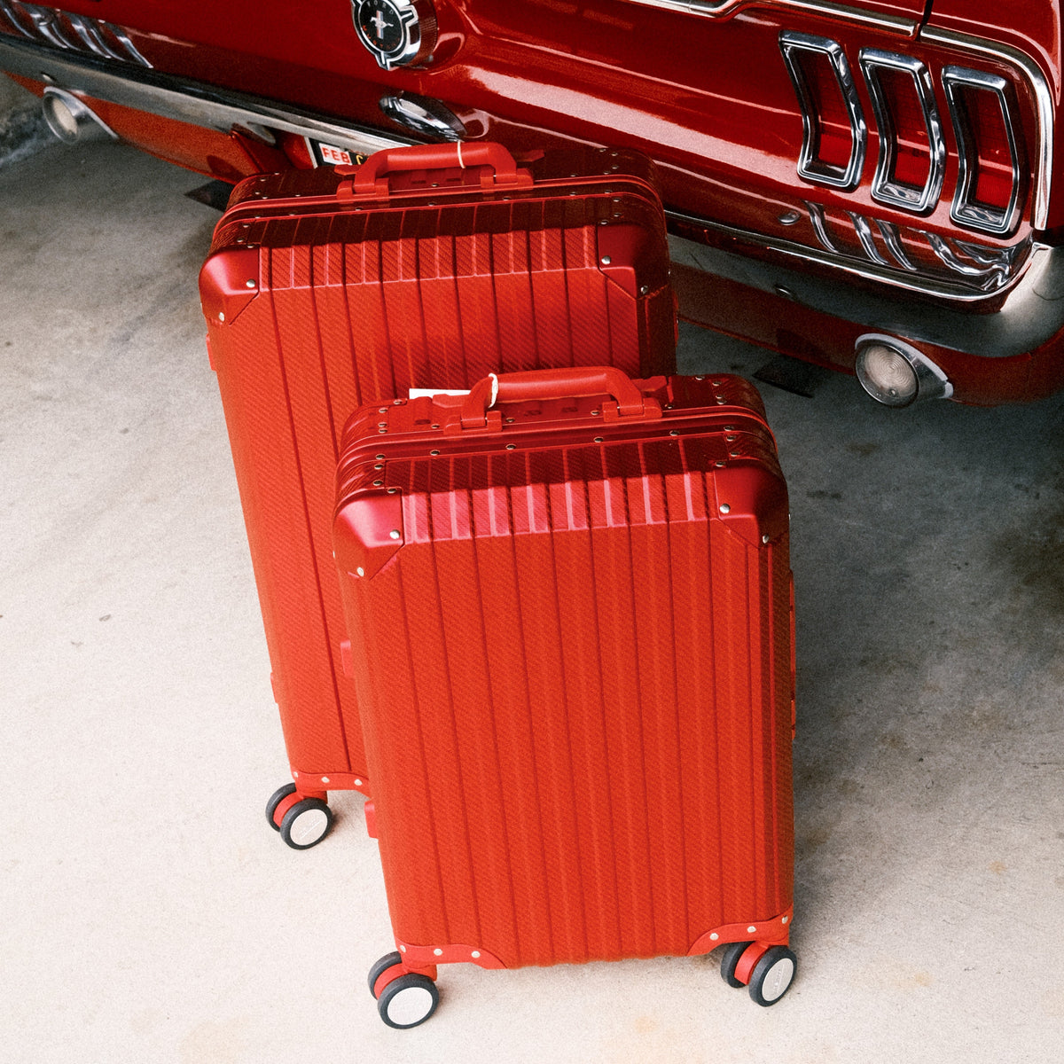 TREVA Aluminum Suitcase Red, photo 16 of 21