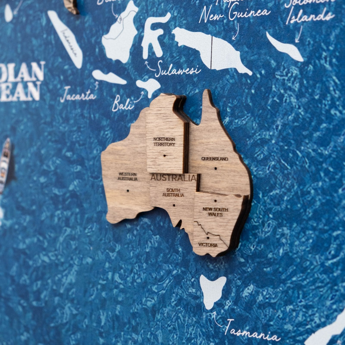 3D Wooden Panel World Map Terra, photo 9 of 15
