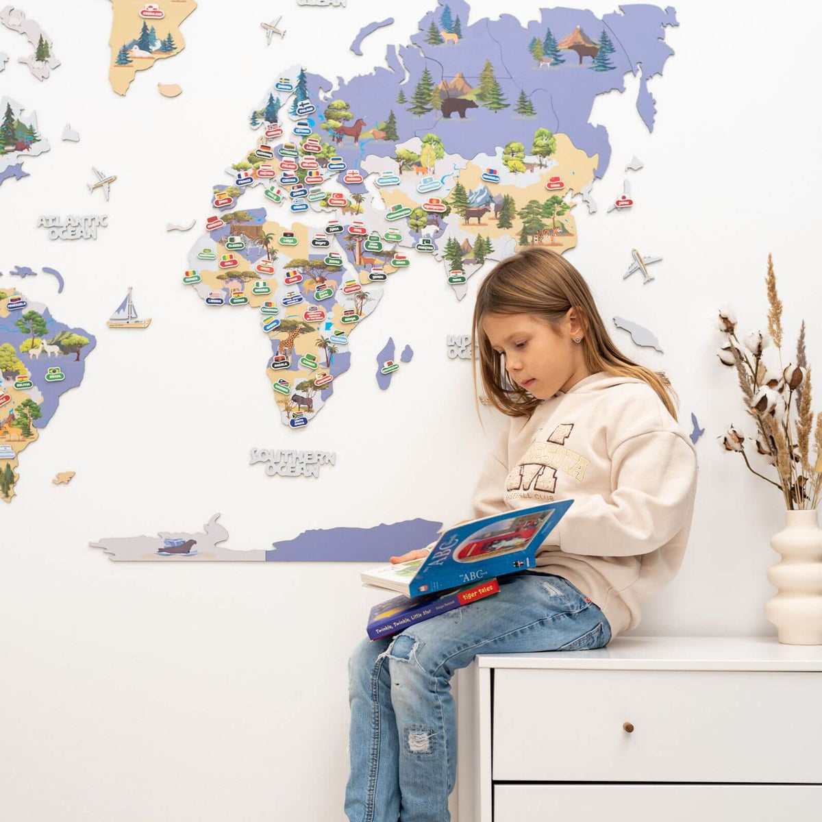 Animal World Map Indigo, photo 9 of 15