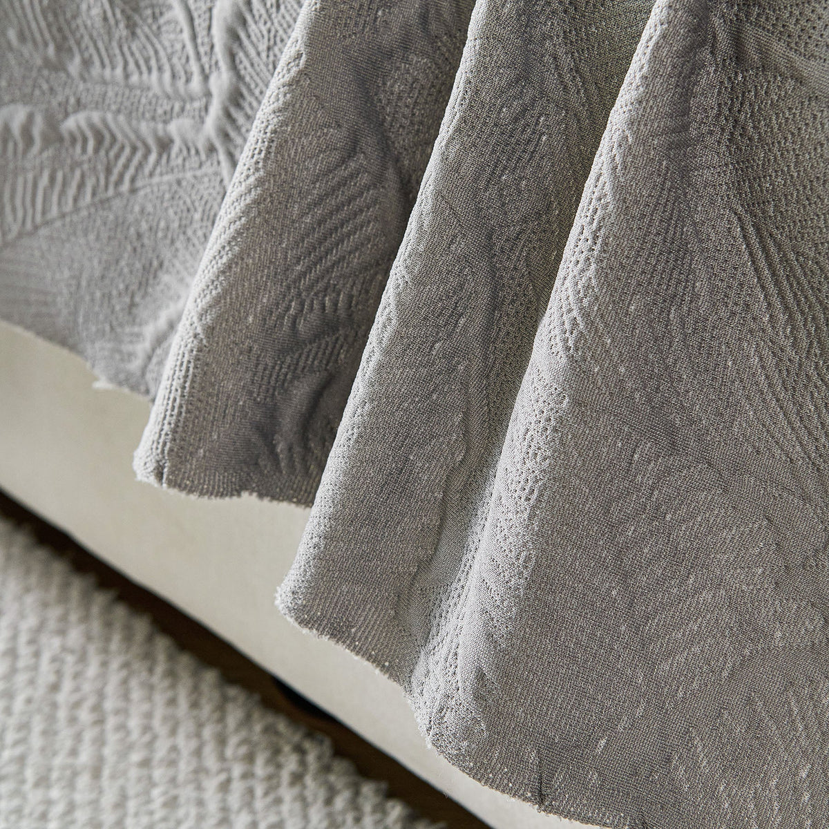 Embossed Leaf Pattern Sofa Cover Blanket for Couch, Soft Cooling Textured Couch Cover, photo 12 of 41
