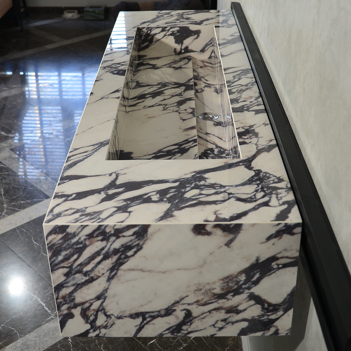 Engineered Porcelain Sink - Calacatta Viola Handcrafted Italian, photo 7 of 10