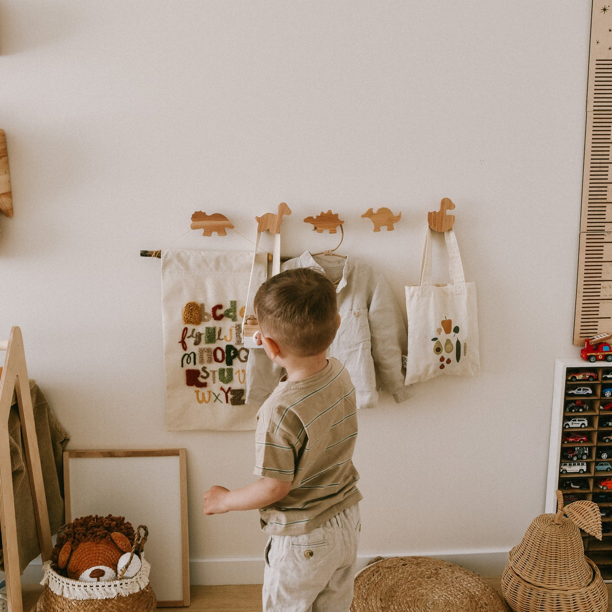 Dinosaurs Wall Hooks, photo 7 of 18